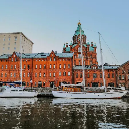 Roost Kristianinkatu 9 C * Хельсинки