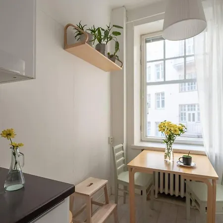 Roost Kristianinkatu 9 C